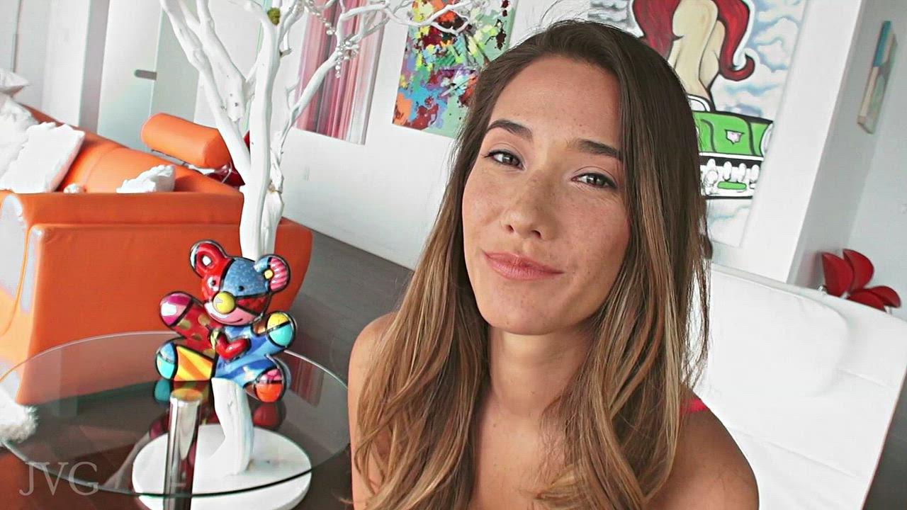 Another Minute With Eva : video clip
