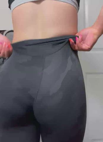 I wish you could see my juicy ass : video clip