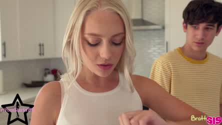 Braylin Bailey - Angry Step Sister : video clip