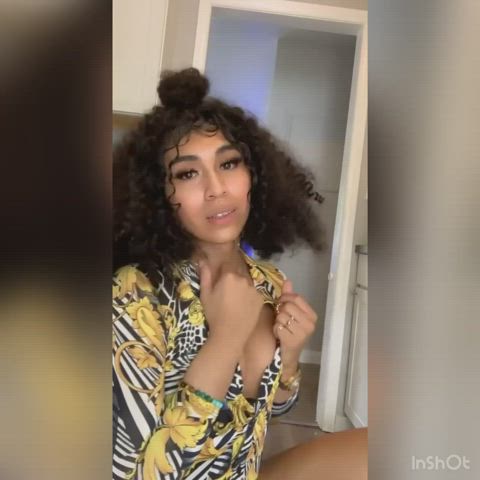 Do you like girls with Big Dicks🍆and lil boobs 🥰☺️? : video clip