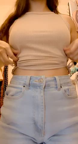 Mommy needs her nipples sucked : video clip