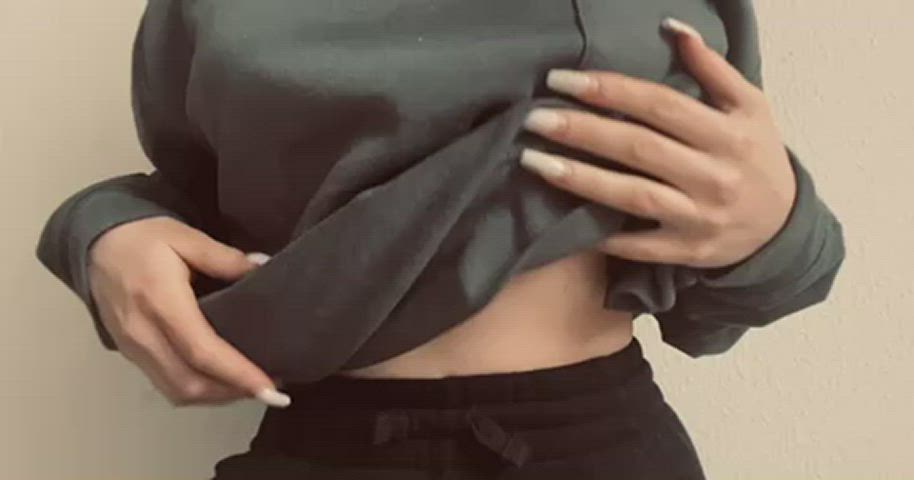Smash or pass? (OC) 18y please be honest : video clip