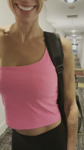 Hotel security deserves some love too😜44 Female : video clip