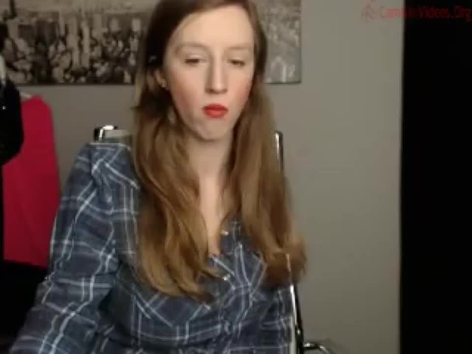 Huge Reveal : video clip