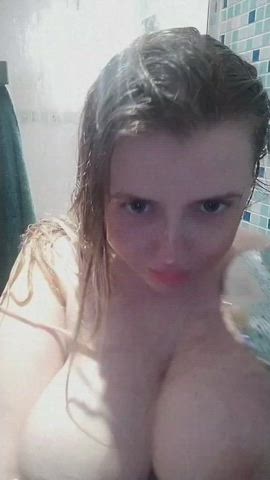 I want to know if sex in the shower is really uncomfortable ? I've never had a boyfriend so I'm very curious : video clip