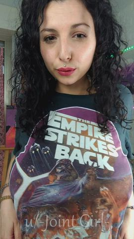 Never underestimate a nerdy girl, you never know what she's hiding under her shirt (OC) : video clip