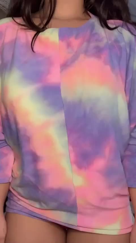 I know guys love small boobs..but medium ones deserve love as well.. [drop] : video clip