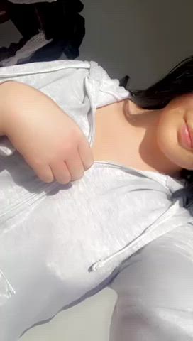 I want to be titty fucked and filled up with cum 😈💦 : video clip