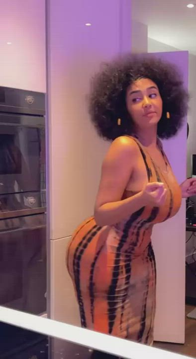 I am looking forward to sundress season. : video clip