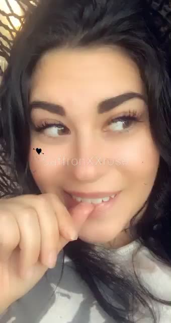 I sure hope my neighbors caught me flashing you guys! [GIF] : video clip