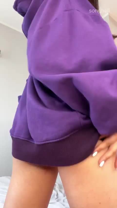 My 19yo asshole tastes like skittles : video clip