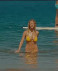Brooklyn Decker in her prime : video clip