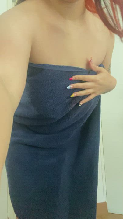 My tits after shower, do you like them? ;) : video clip