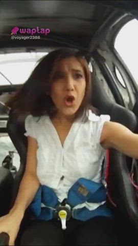 Buttons can't handle the ride : video clip