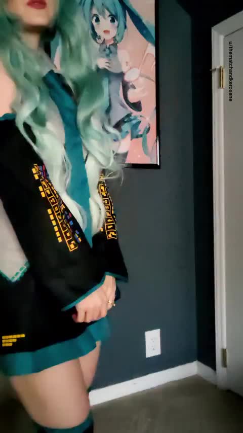 Hatsune Miku (thematchandkerosene) [Vocaloid] : video clip