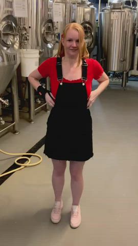 Sometimes I get embarrassed when there’s lots of people around! [GIF] : video clip