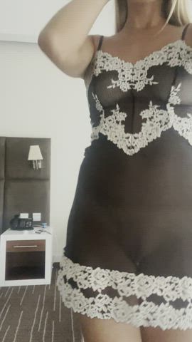 Wonder if i can wear this on my next flight... what d0o u think :P : video clip