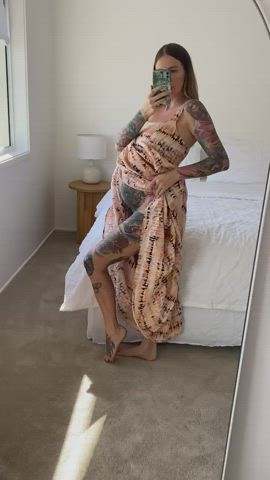 Would you fuck this horny mama? : video clip