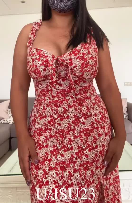 Is it ok for a 41yo to post nudes of my tits on Reddit in 2022 ? : video clip