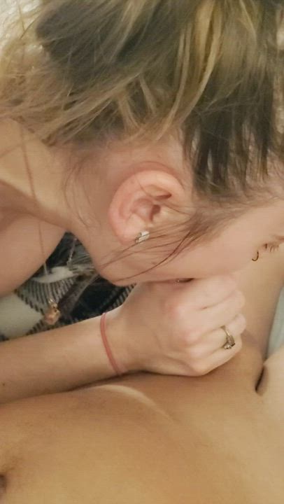 I love love making them cum with my mouth 😋 : video clip