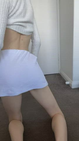 Jinkies! I’ve dropped my panties : video clip