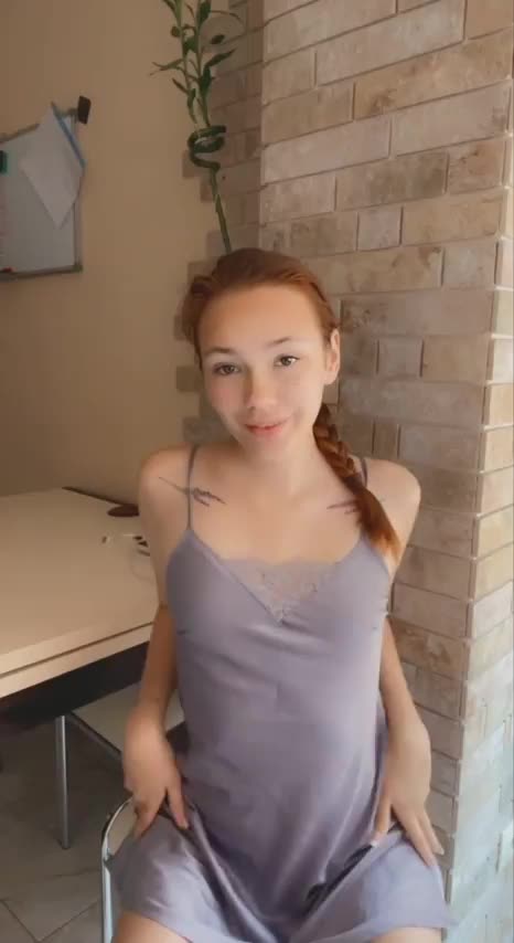 Let me know if I gave you a boner : video clip