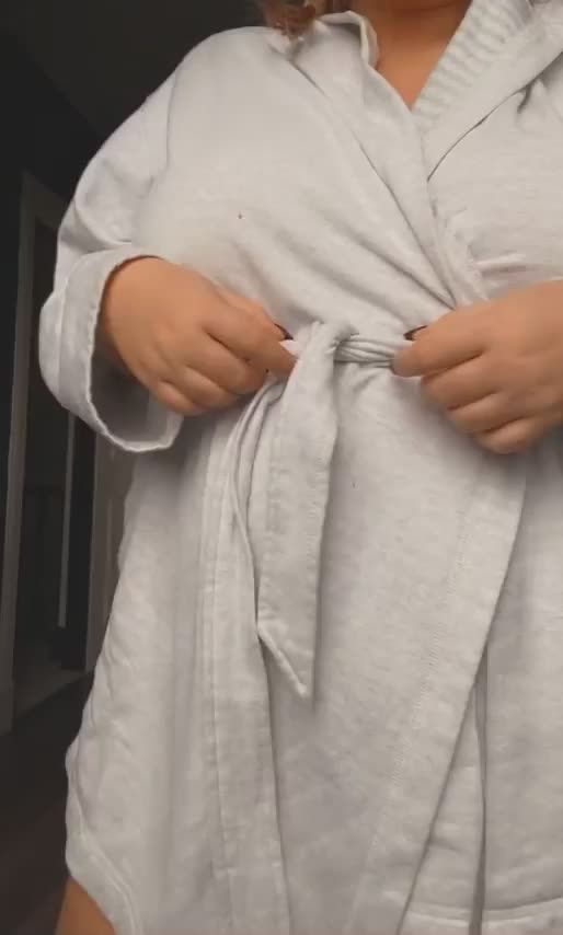 I'll race you to the shower : video clip