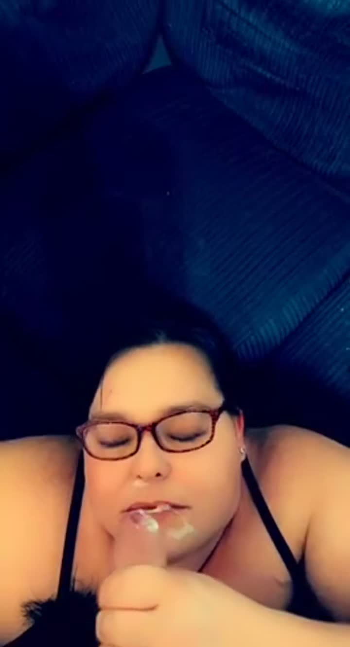 I need all your 💦 I want to be covered : video clip