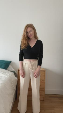 Not what you would expect on my 5'2 frame! : video clip