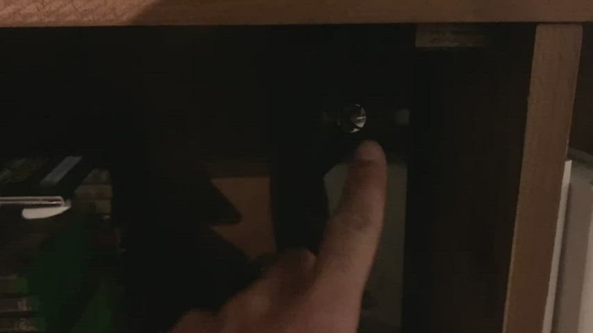 I’m not a “gamer girl” but I have other useful skills : video clip