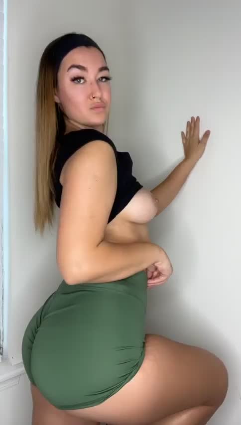 skip gym and work me out instead? 😝 : video clip