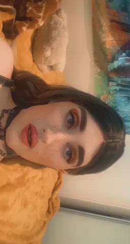 Would you suck it if I asked nicely : video clip