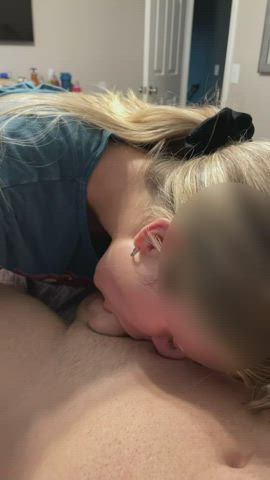 Enjoying his cock [f26] : video clip