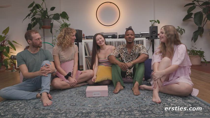 Truth & Dare : video clip