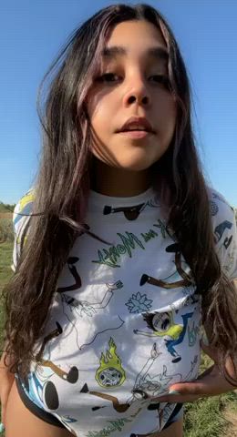 Do you like how my nipples look under the sun? : video clip
