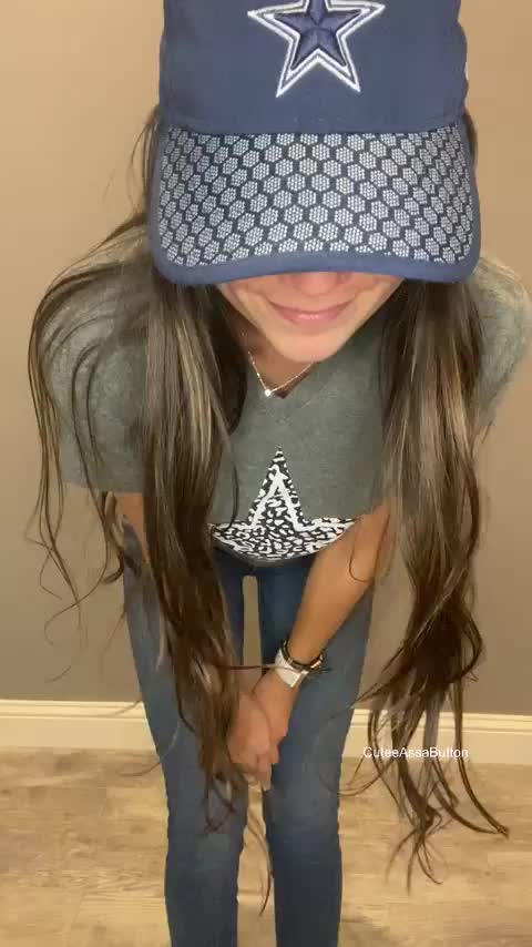 You don’t have to be a fan of the cowboys to be a fan of me : video clip