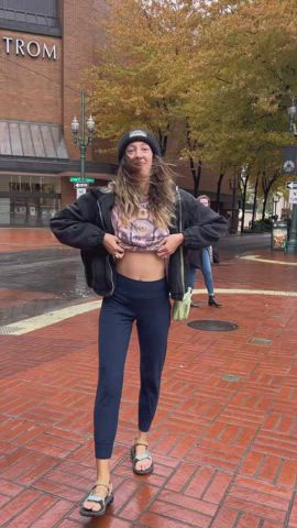 I always have fun sneaking a flash through the bustling city [gif] : video clip
