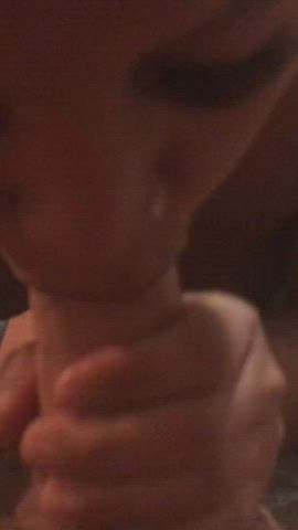 My pussy gets so wet milking Daddy : video clip