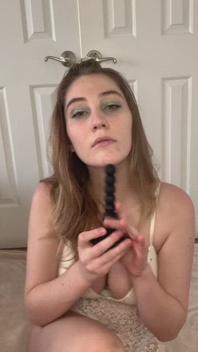 Some anal play for you : video clip
