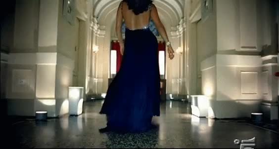 Salma Hayek is a goddess who i give my cum to : video clip