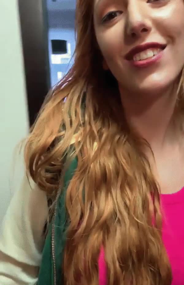 Hot Redhead Streaming her Sex Live : video clip