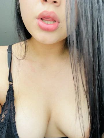 Ever been with a 18 yo Colombian girl? : video clip
