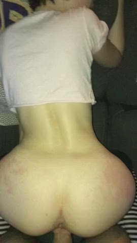 Getting it raw from behind and smack that ass : video clip