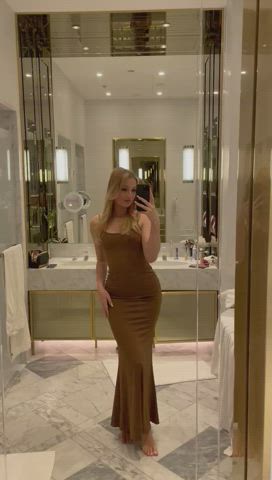 Thoughts on placing a mirror beside the bed and have sex watching ourselves. : video clip