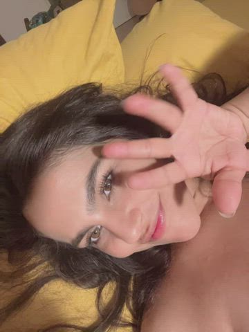 Do you think my face matches my pussy or is it a surprise to you? 🙈 : video clip