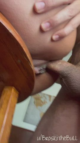 Breeding her on the kitchen stool : video clip