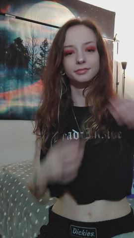 Smiles and my cute little tits to make your day end better ;) : video clip