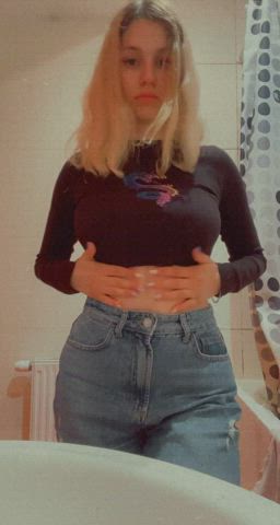 18[F4M] Im legit sending a n*de to everyone who UP's this🥰 : video clip