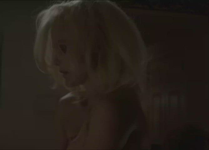Keri Russell in The Americans : video clip