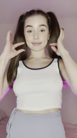 I'm always ready to help you out with my boobs : video clip